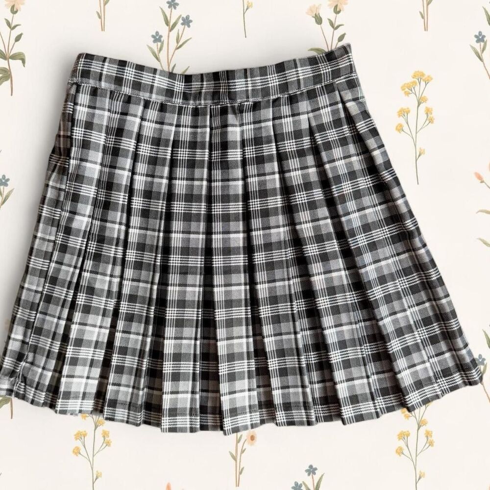 Preppy Plaid Pleated SchoolGirl Mini Skirt Cali 1850 XS